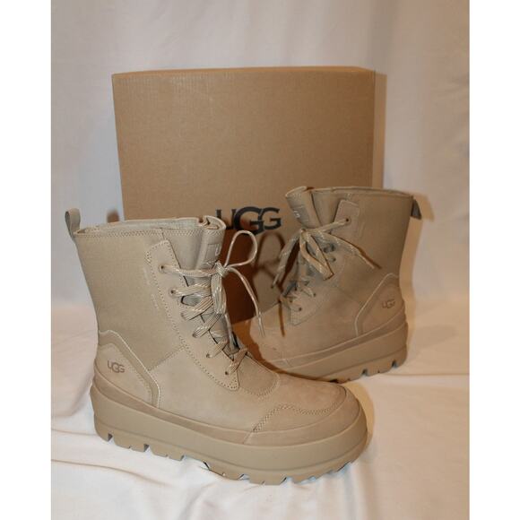 NIB UGG WOMEN'S WATER REPELLENT LEATHER BOOTS‎ SAND SZ 10 - Picture 1 of 6